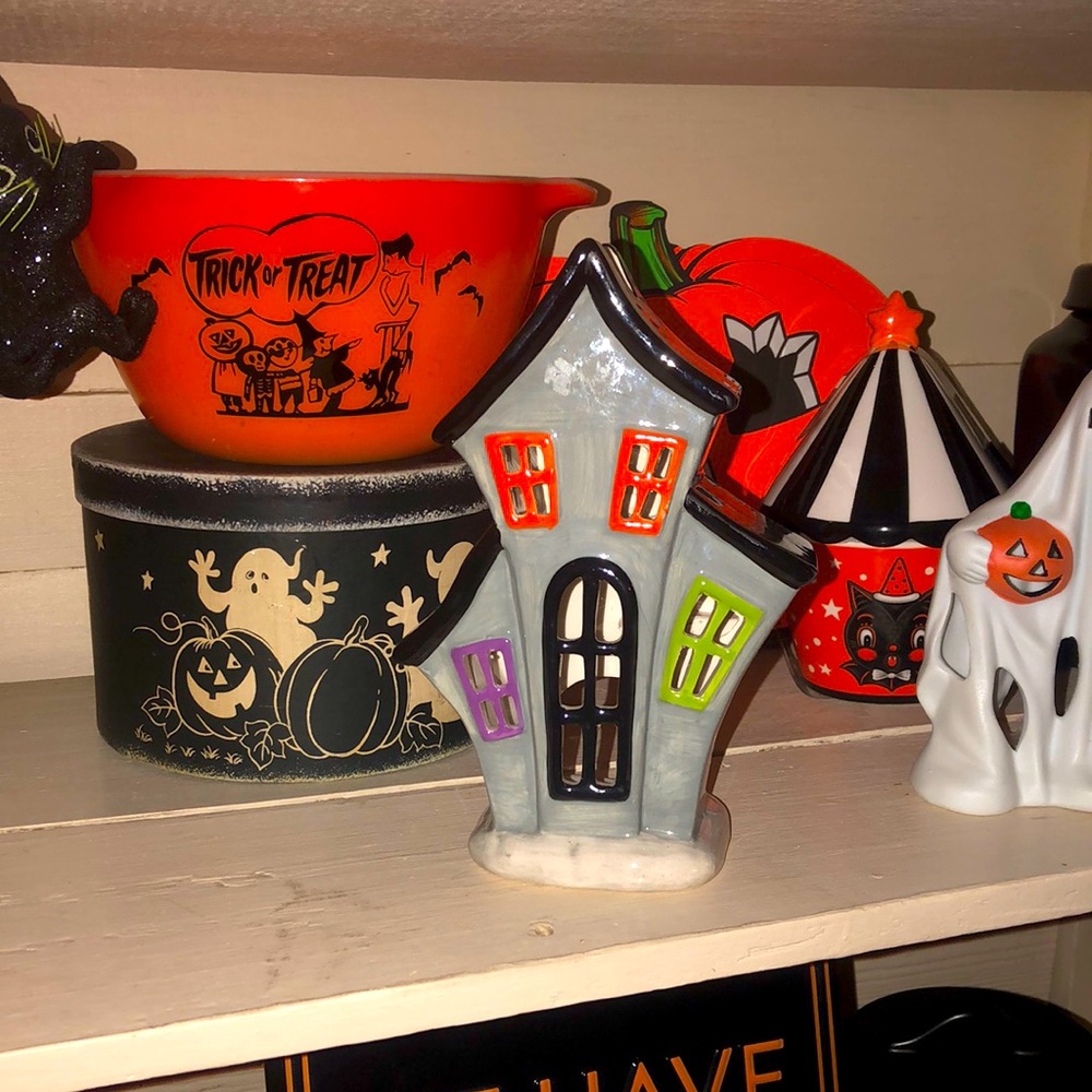 Vintage Hobby Lobby Tealight ceramic house